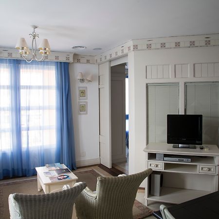 Il Campanario Villaggio Resort - Oficial Florianópolis Zewnętrze zdjęcie A living room in a typical apartment