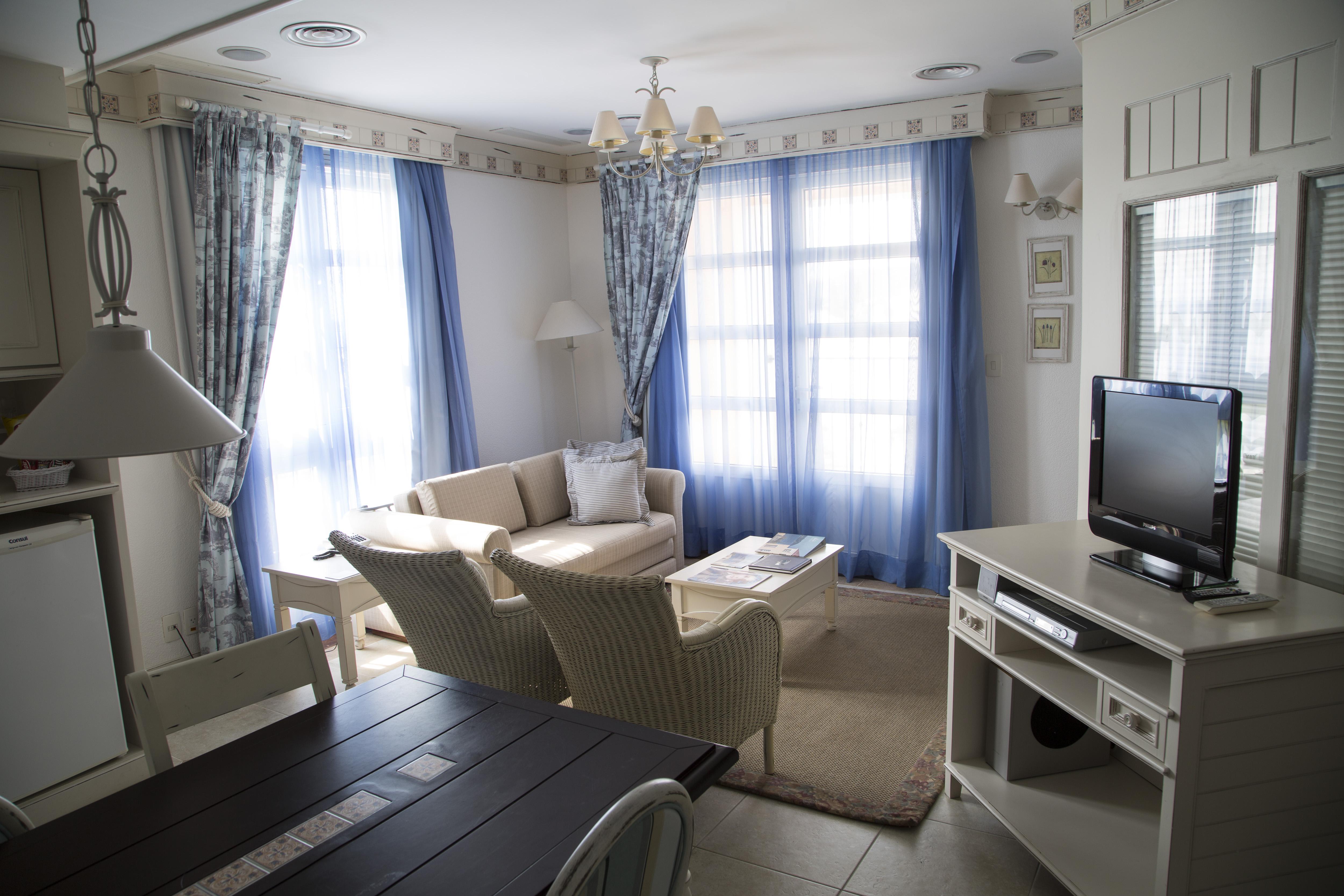 Il Campanario Villaggio Resort - Oficial Florianópolis Zewnętrze zdjęcie A living room in a typical apartment