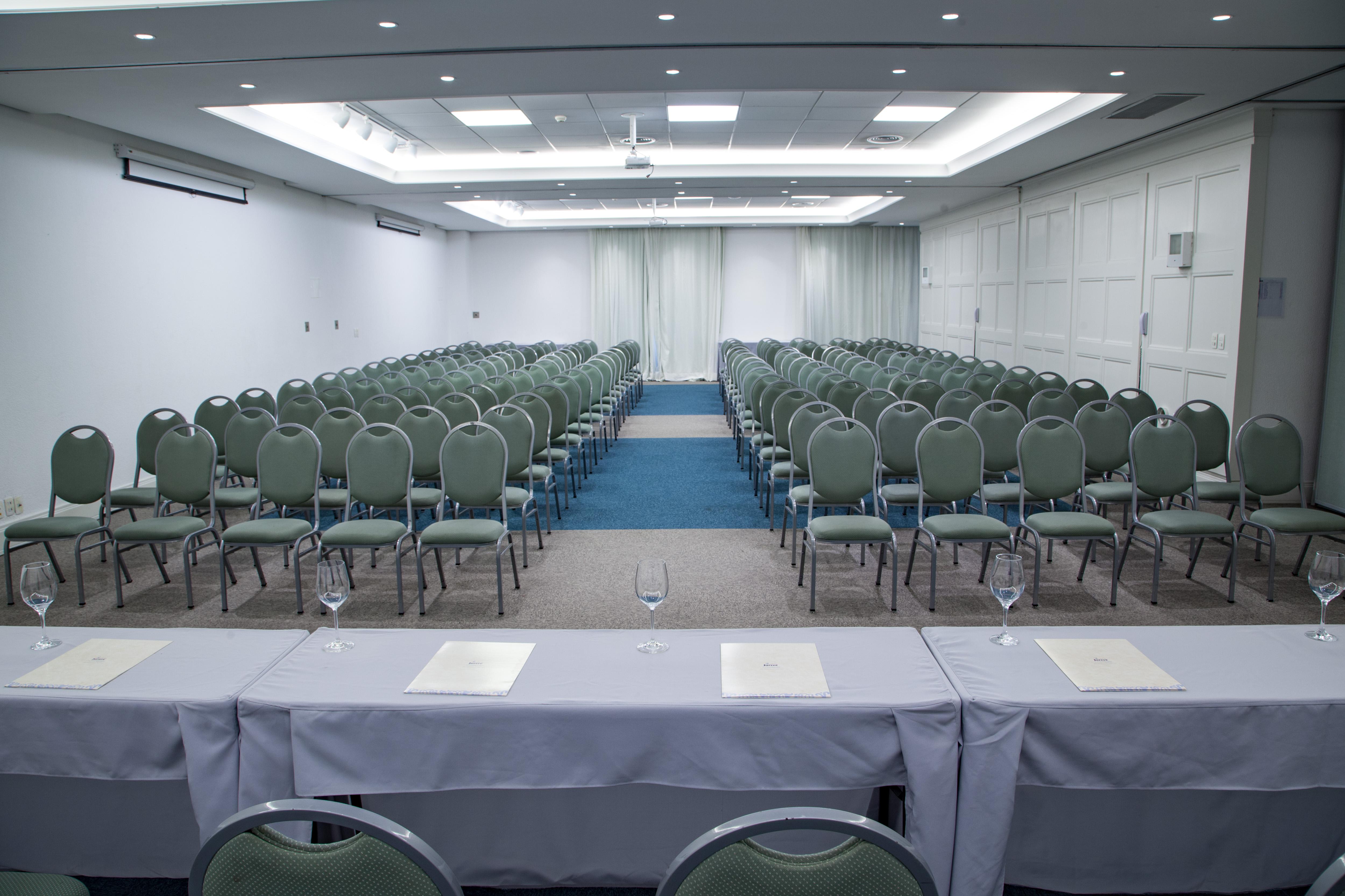 Il Campanario Villaggio Resort - Oficial Florianópolis Zewnętrze zdjęcie A conference room at the hotel